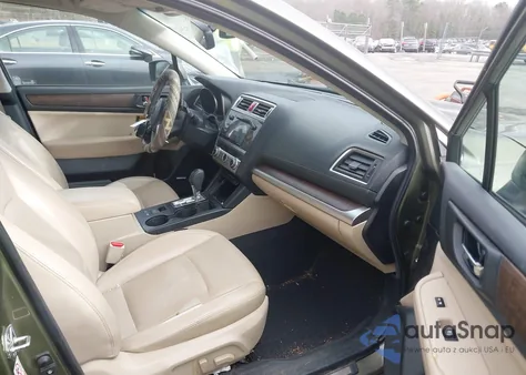 2017 Subaru Outback 2.5I Limited z USA, uszkodzony, nr VIN 4S4BSANC5H3434402